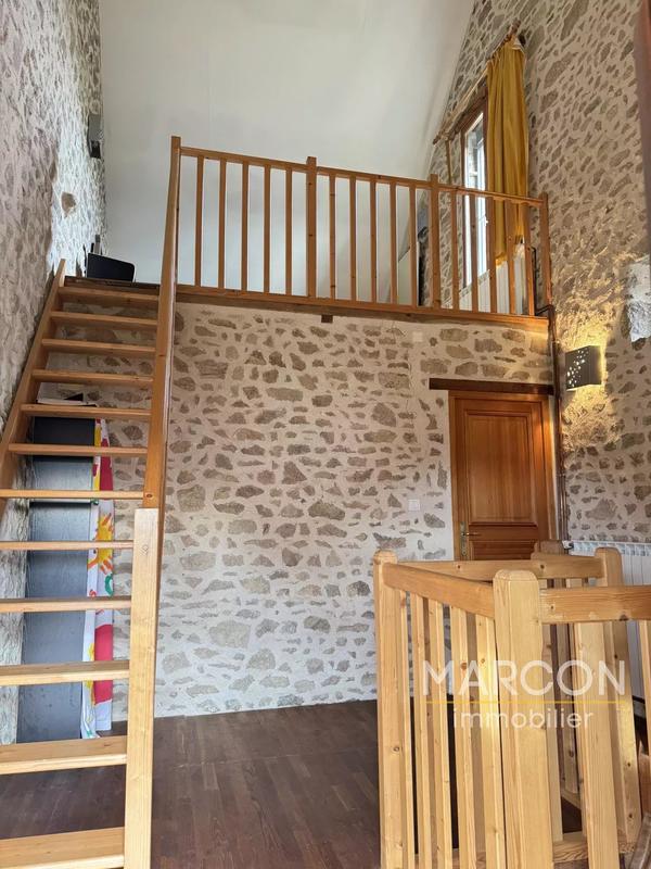 Maison - 197 m² - 7 pièces