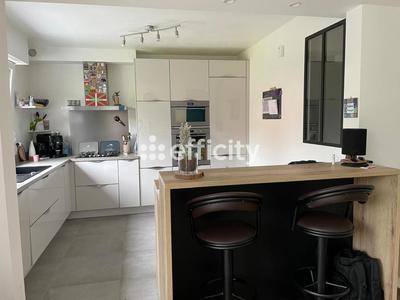 Pavillon - 95 m² - 5 pièces