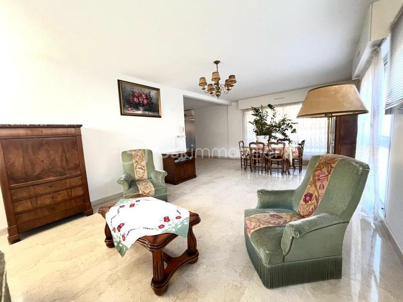 Appartement - 98 m² - 4 pièces