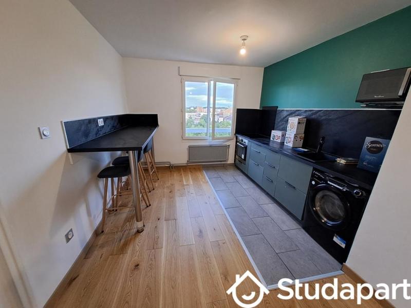 Chambre - 13 m² - 1 pièce