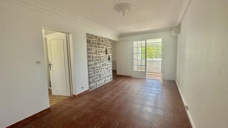 Villa - 264 m² - 7 pièces