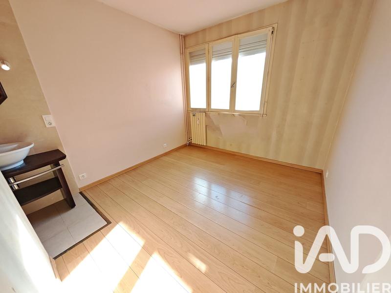 Appartement - 95 m² - 5 pièces