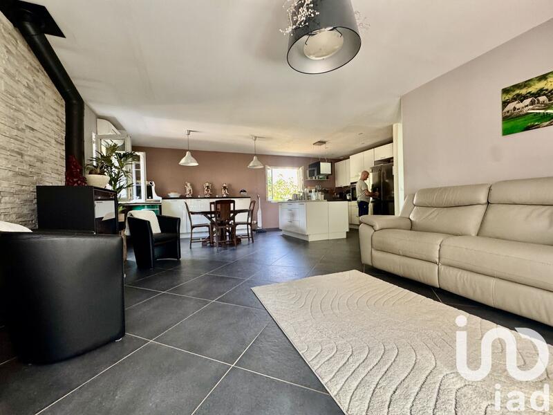 Maison - 158 m² - 8 pièces