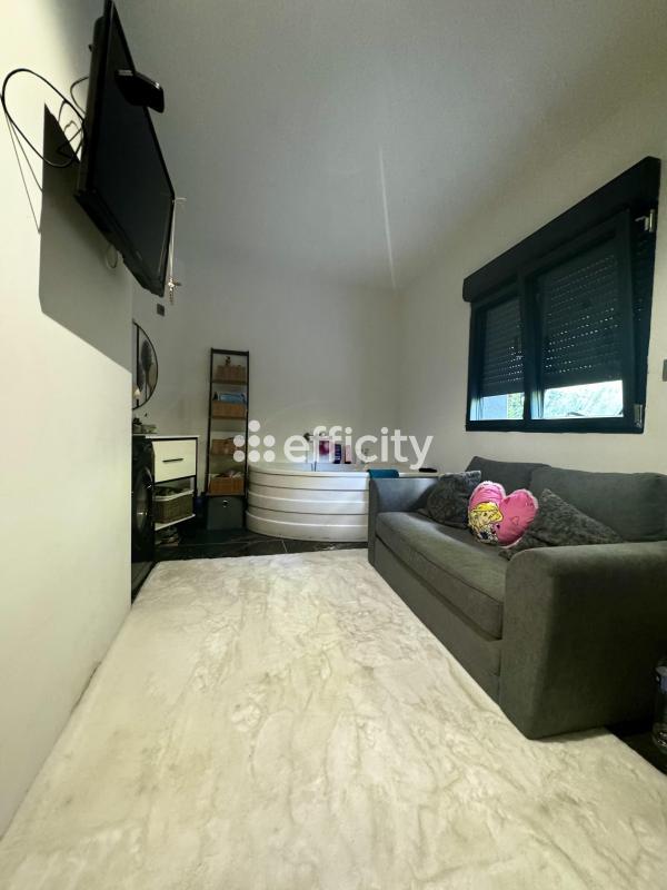 Maison - 90 m² - 3 pièces