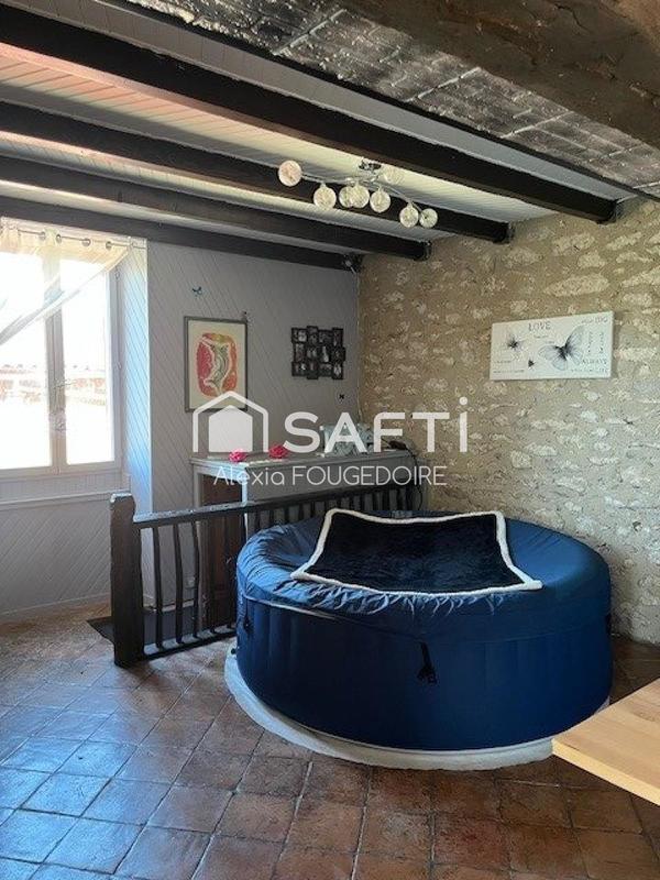 Maison - 236 m² - 7 pièces