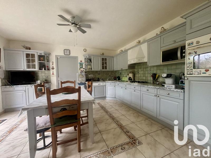 Maison - 137 m² - 5 pièces