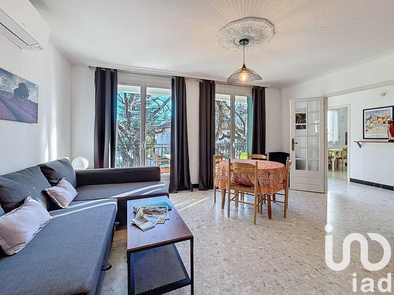 Maison - 400 m² - 21 pièces