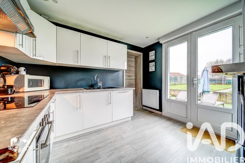 Maison - 90 m² - 4 pièces