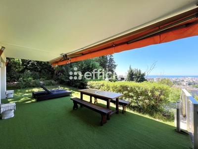 Appartement - 95 m² - 3 pièces