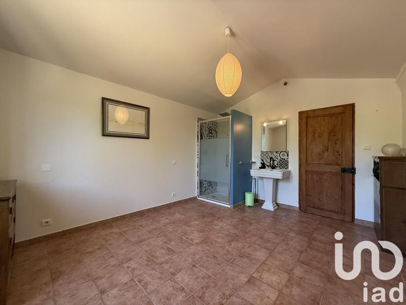 Maison - 200 m² - 7 pièces