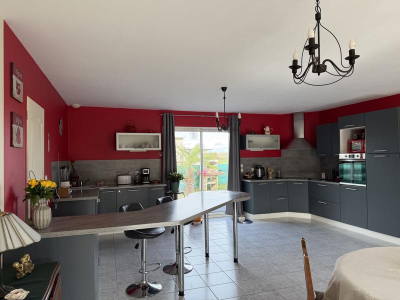 Maison - 100 m² - 4 pièces