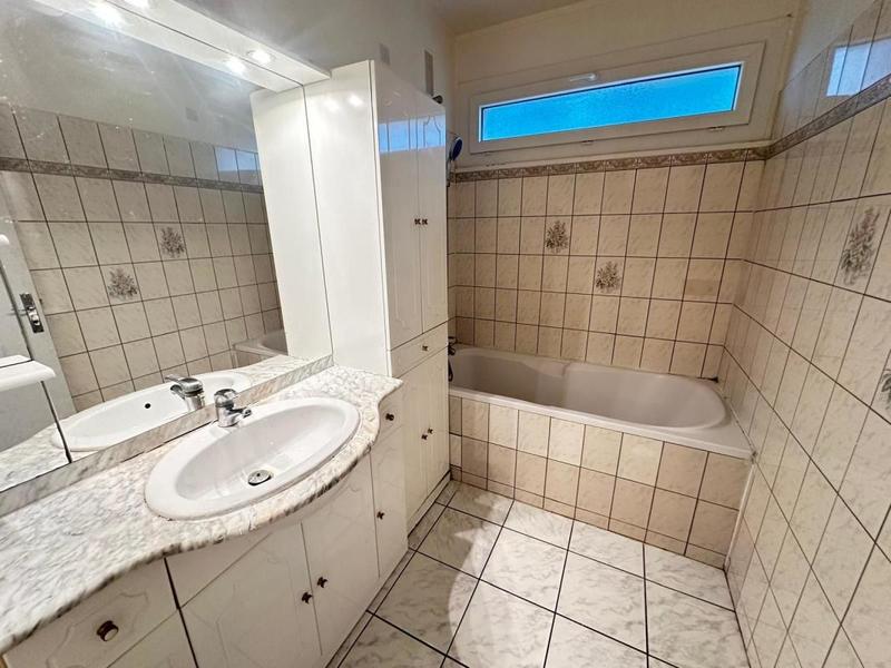 Appartement - 49 m² - 2 pièces