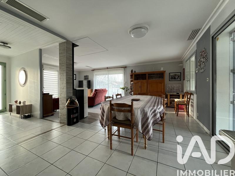 Maison - 111 m² - 5 pièces