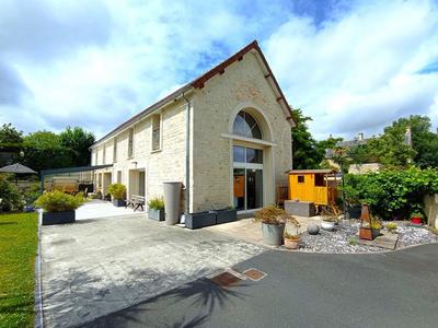 Maison - 177 m² - 6 pièces