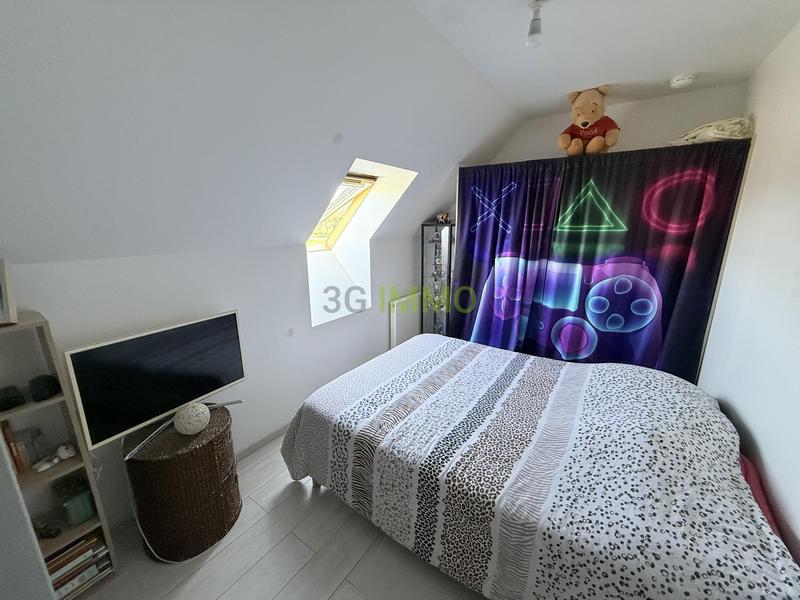 Maison - 90 m² - 5 pièces