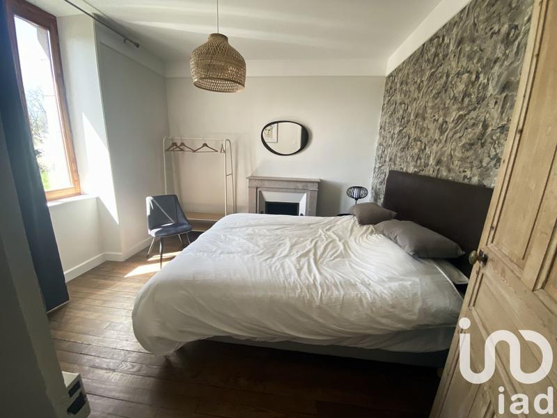 Maison - 185 m² - 8 pièces