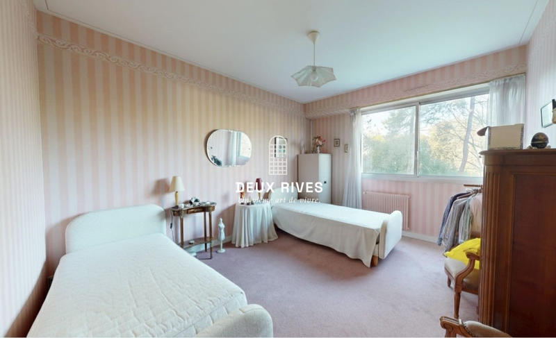 Appartement - 133 m² - 5 pièces