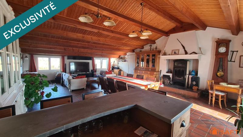 Maison - 195 m² - 6 pièces