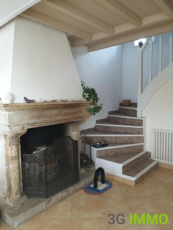 Maison - 187 m² - 7 pièces