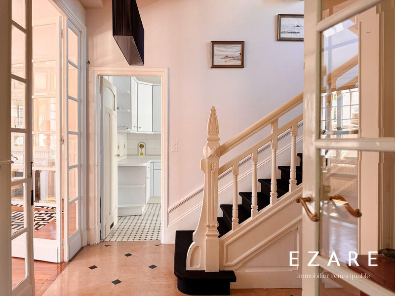 Maison - 160 m² - 5 pièces