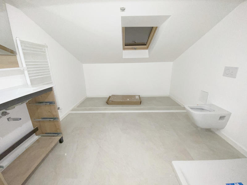 Maison - 99 m² - 4 pièces