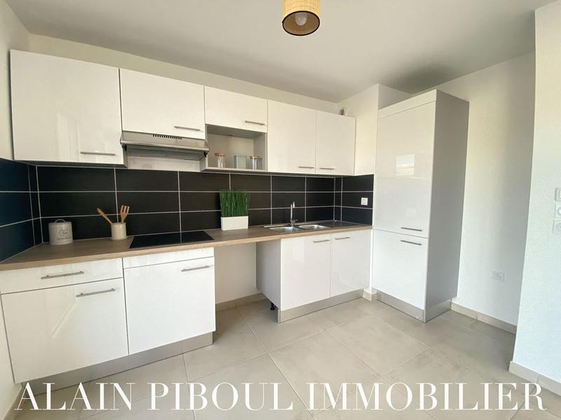 Maison traditionnelle - 87 m² - 4 pièces