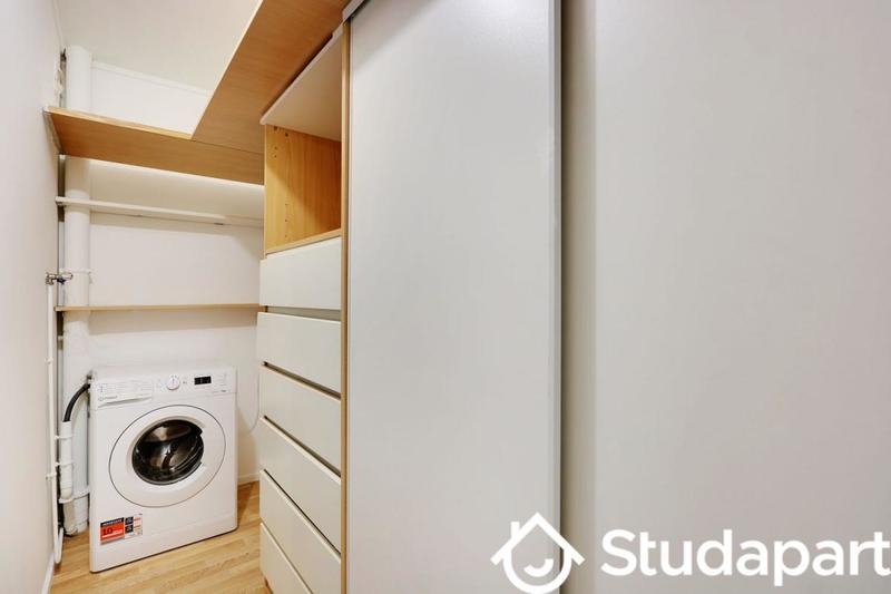 Chambre - 13 m² - 1 pièce