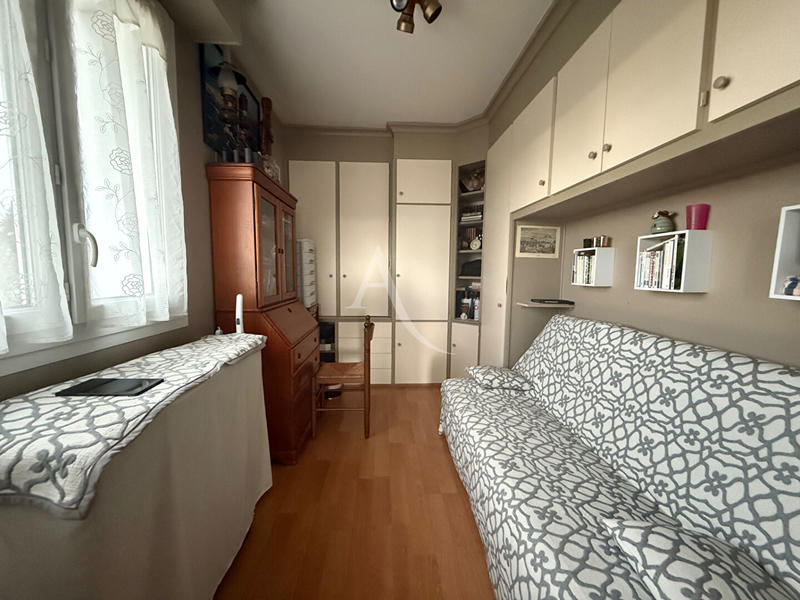 Appartement - 101 m² - 5 pièces