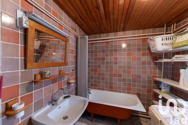 Maison de village - 100 m² - 4 pièces