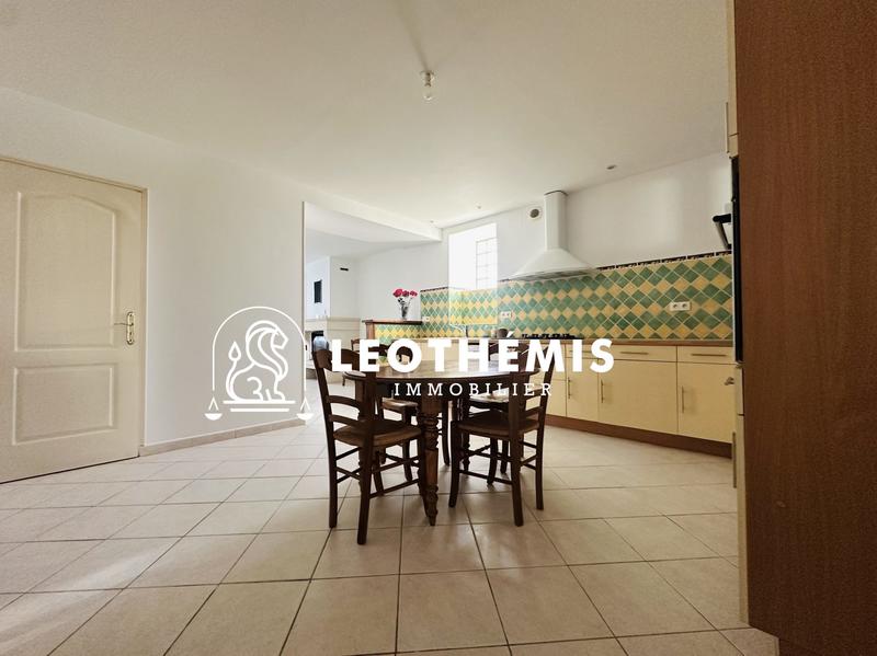 Maison ancienne - 144 m² - 7 pièces