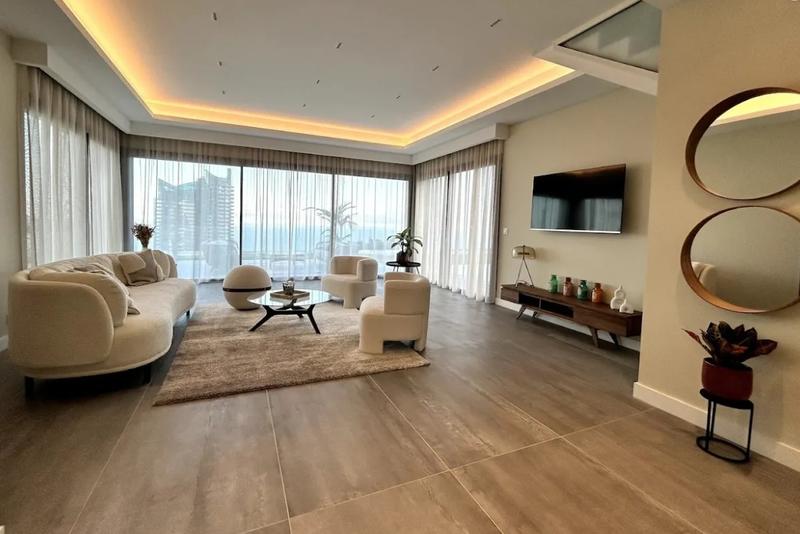 Villa - 235 m² - 6 pièces