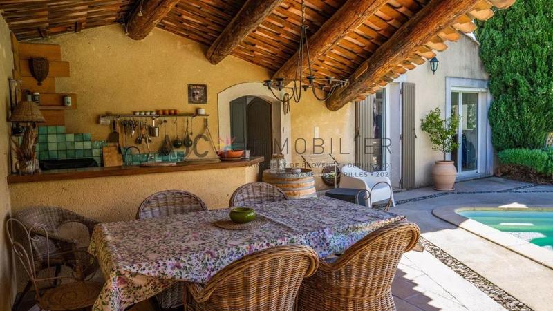 Maison - 165 m² - 5 pièces