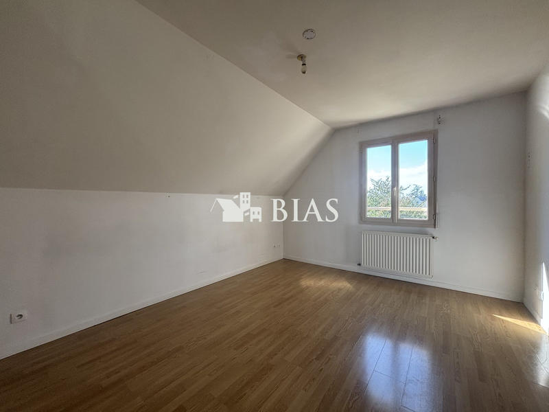 Maison - 91 m² - 4 pièces