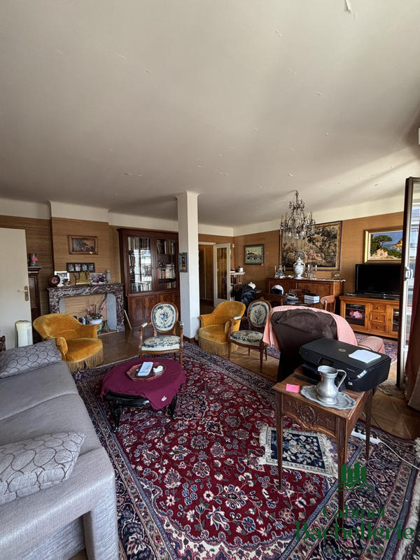 Appartement - 113 m² - 4 pièces