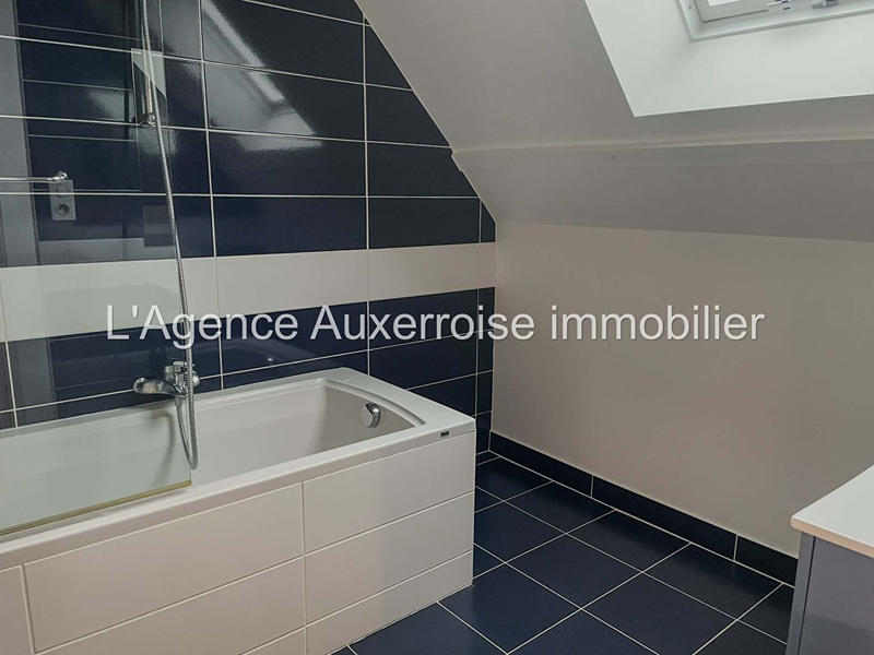 Maison - 145 m² - 5 pièces