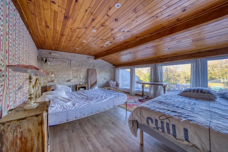 Demeure - 340 m² - 14 pièces