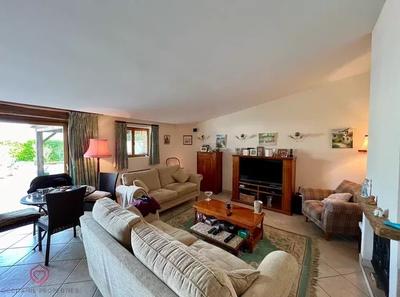 Maison de village - 180 m² - 7 pièces