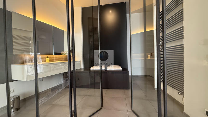 Appartement - 358 m² - 9 pièces