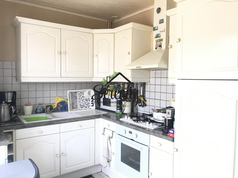 Maison - 98 m² - 5 pièces