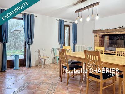 Maison - 253 m² - 6 pièces