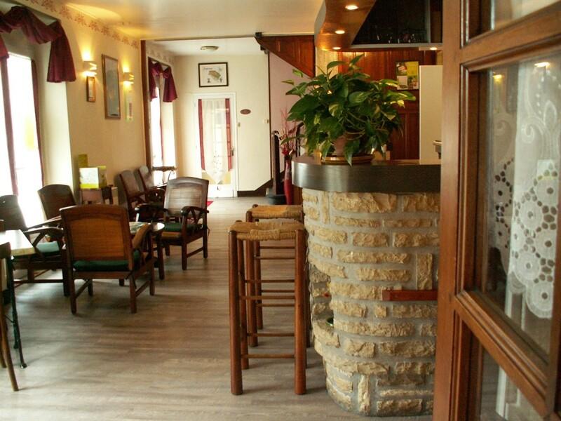 Maison - 420 m² - 18 pièces