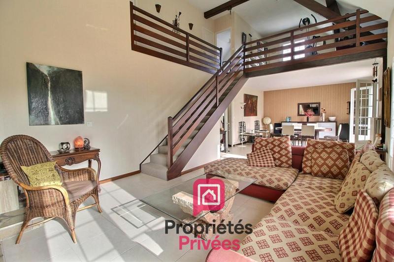 Maison - 130 m² - 6 pièces