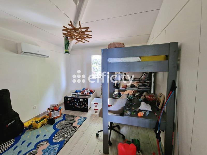 Villa - 120 m² - 4 pièces