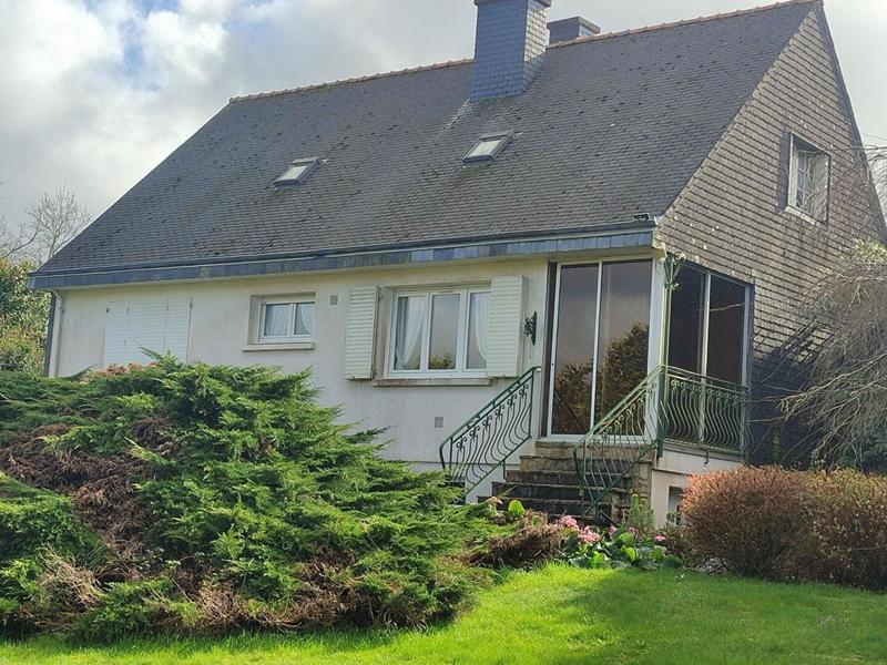 Maison - 110 m² - 6 pièces