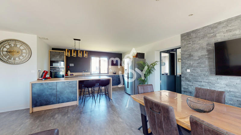 Maison - 145 m² - 6 pièces