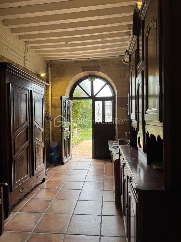 Propriété - 410 m² - 10 pièces