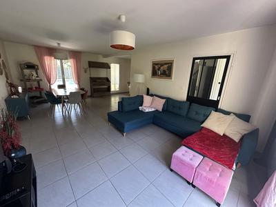 Maison - 135 m² - 6 pièces