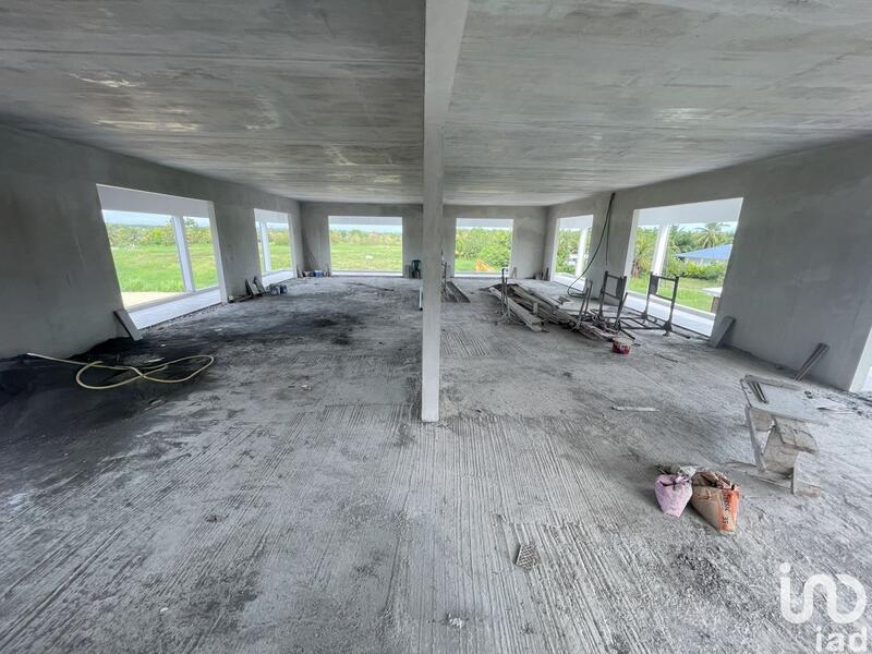 Local commercial - 67 m²