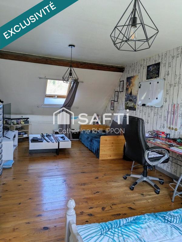 Maison - 195 m² - 7 pièces