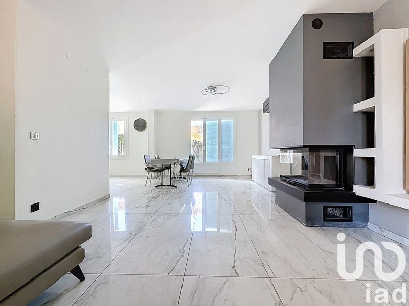 Maison - 141 m² - 6 pièces